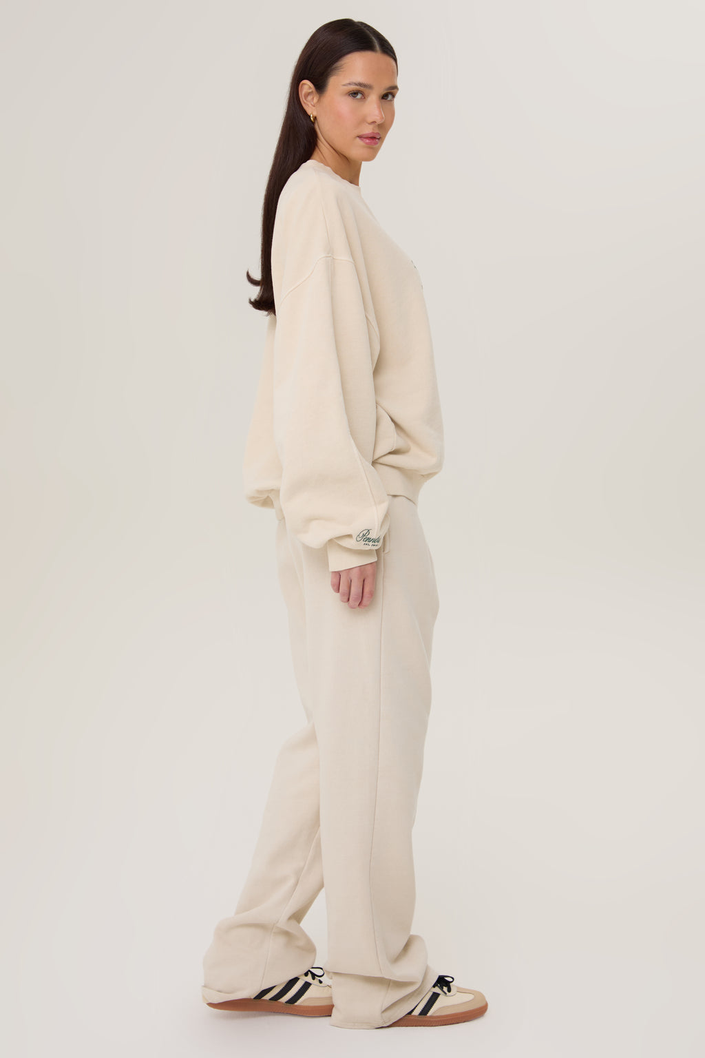 Model wearing Pennbury Pavilion oversized oat sweatshirt