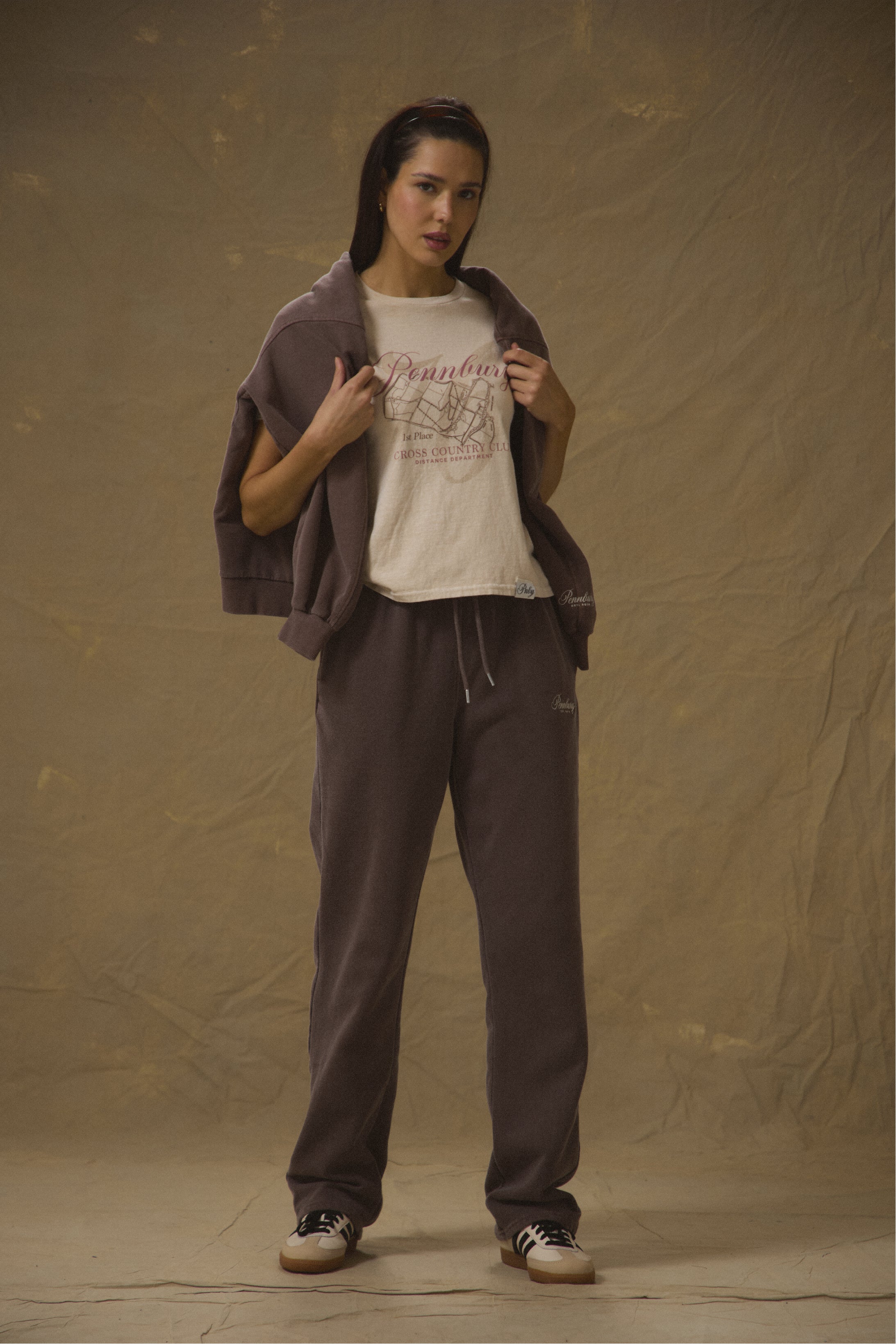 Model wearing Pennbury mocha straight leg joggers